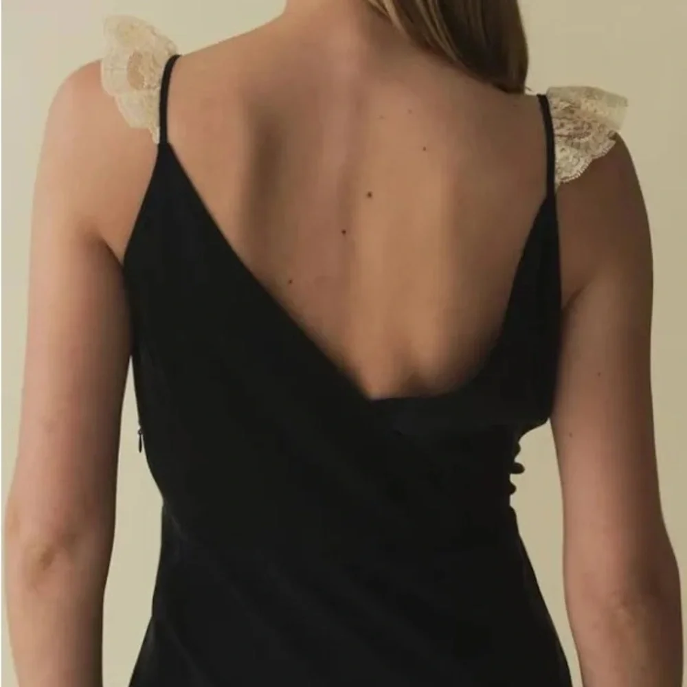 Doen Claire Dress Black Silk Bias Cut Lace Flutter Sleeve NWT - Picture 2 of 10